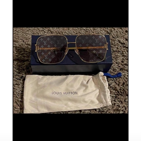 Louis Vuitton sunglasses monogram - Picture 3 of 3